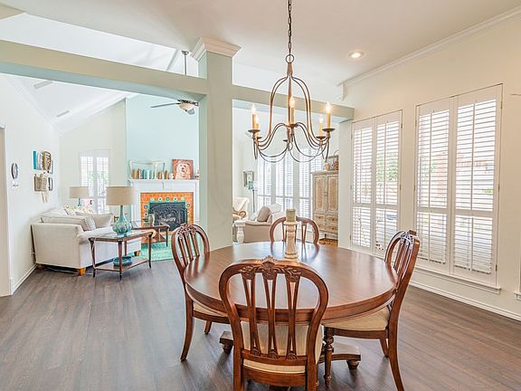4th image of 5914 Southampton Pl