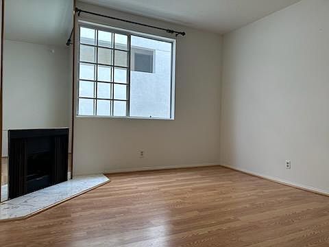 2nd image of 1422 S Bentley Ave APT 201
