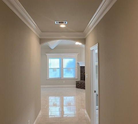 4th image of 717 Heathcliff Dr