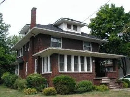 373 Beech St Photo 1