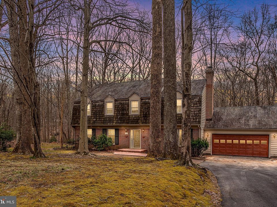 1st image of 8076 Stillbrooke Rd