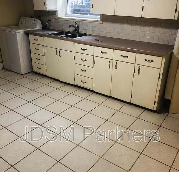 3319 Lowell Blvd #B — Photo 22
