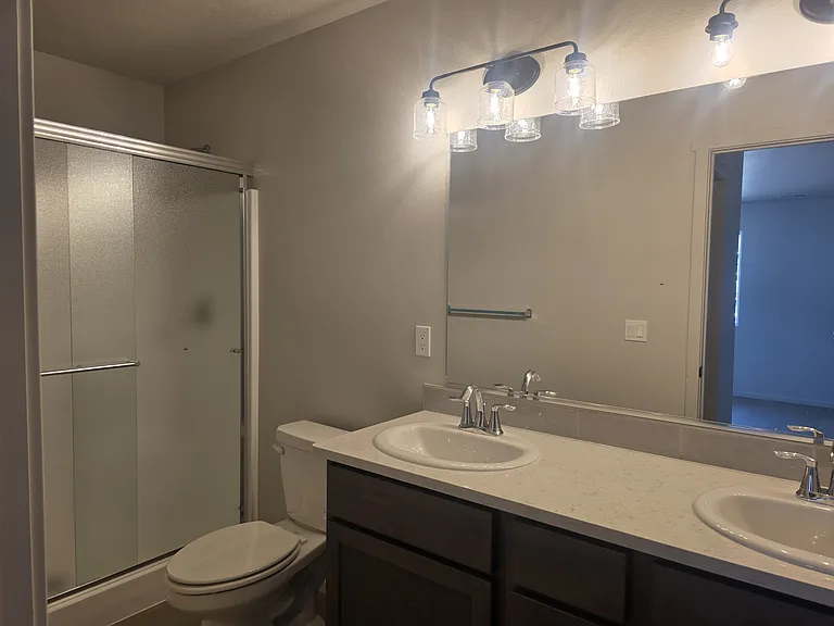 1528 N Wilhelm Way — Photo 6