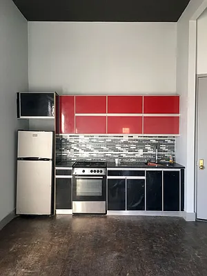 Rented by Loom Group | media 63