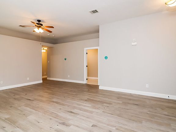 5th image of 2616 Wakecrest Dr