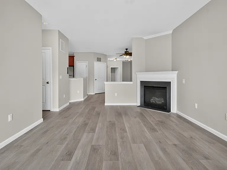 404 Degas Ct — Photo 10