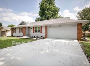 1714 W Swan St, Springfield, MO 65807