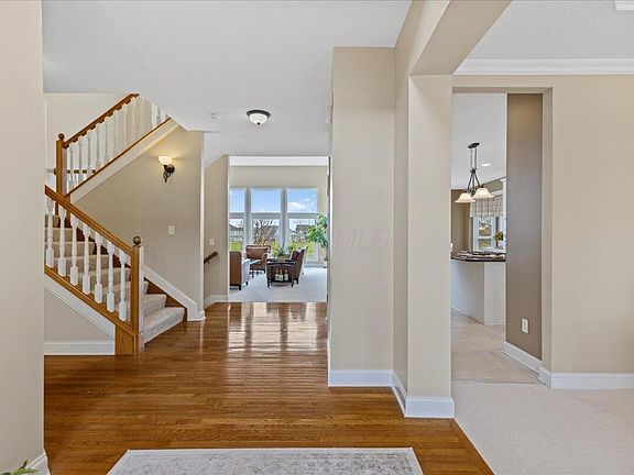 5th image of 241 Tara Glen Dr