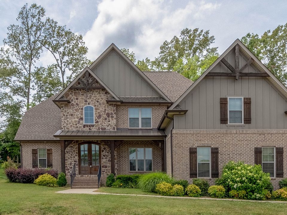 1st image of 140 Copperstone Dr
