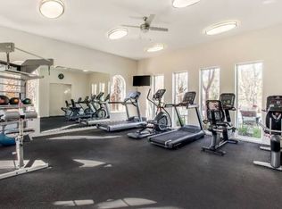 24640 Avignon Dr #25, Valencia, CA 91355