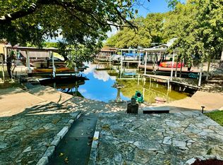 609 Brazos Harbor Cir, Granbury, TX 76048