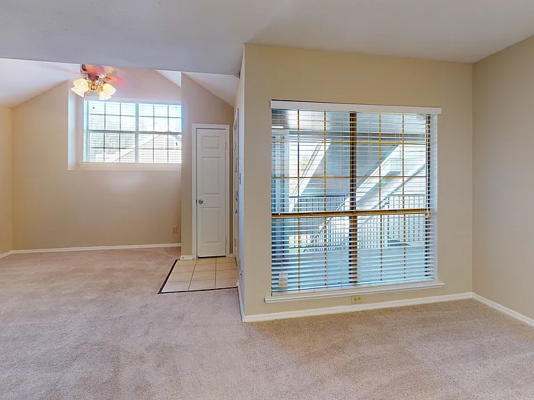 Dominion Lake Ridge — Photo 34