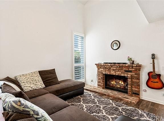 5th image of 3755 Live Oak Dr
