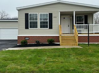4796 Glengarry Rd, Clarence, NY 14031