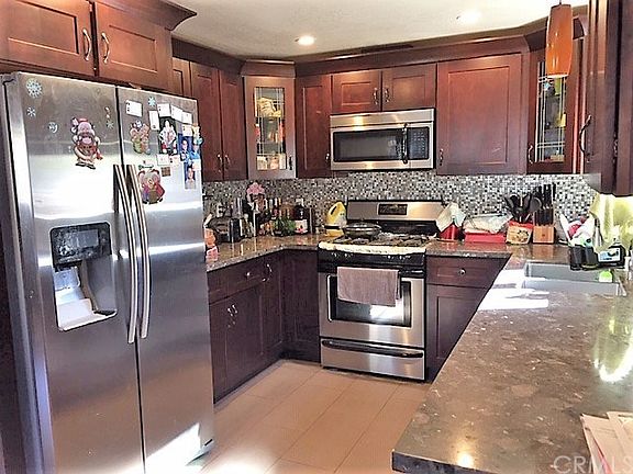 3rd image of 5338 Bel Air Dr W
