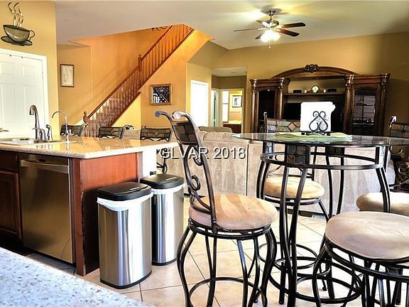 3rd image of 6132 Skokie Ct