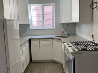 2817 Roebling Ave #2, Bronx, NY 10461