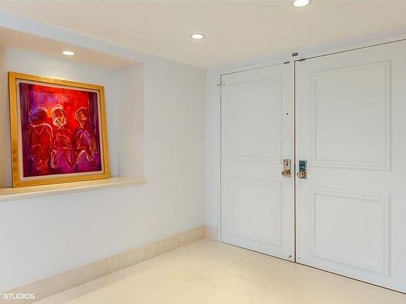 Rarely available & Coveted 01 line unit in Grove Isle!