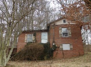 2034 Mountain View Ave., Kingsport, TN 37664