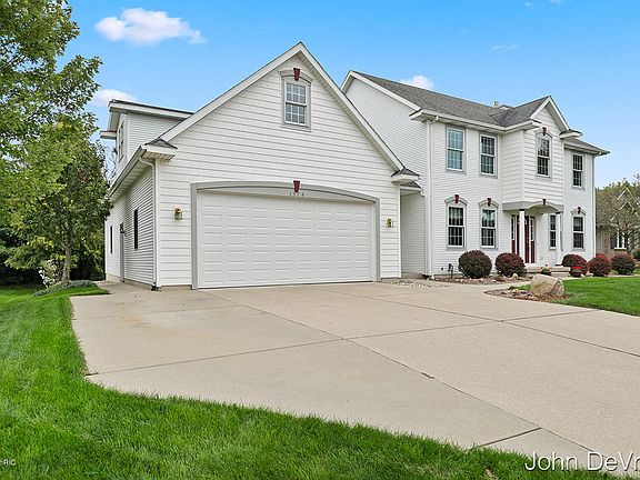 3rd image of 3574 Fawn View Dr