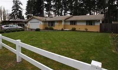 1st image of 12608 Lakeland Ave SW