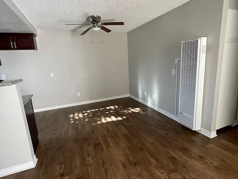 7042 Fenway Dr — Photo 17