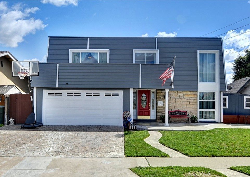 1st image of 1704 N Glenview Ave