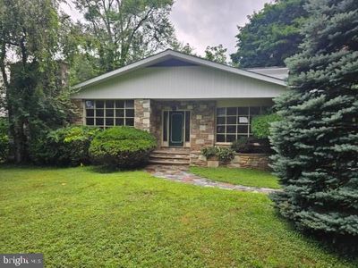 8128 Cedar Rd, Elkins Park, PA, 19027