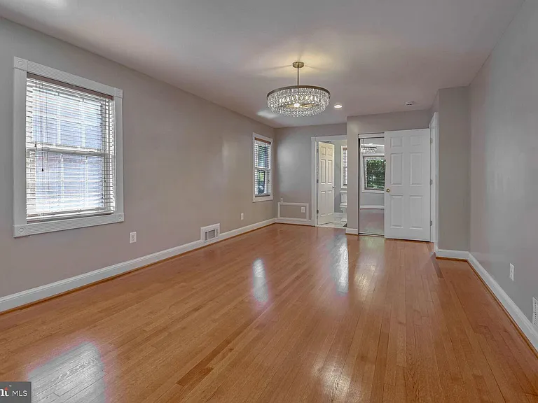 8112 Eastern Ave NW — Photo 15
