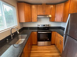1822 10th Ave W APT 3, Seattle, WA 98119