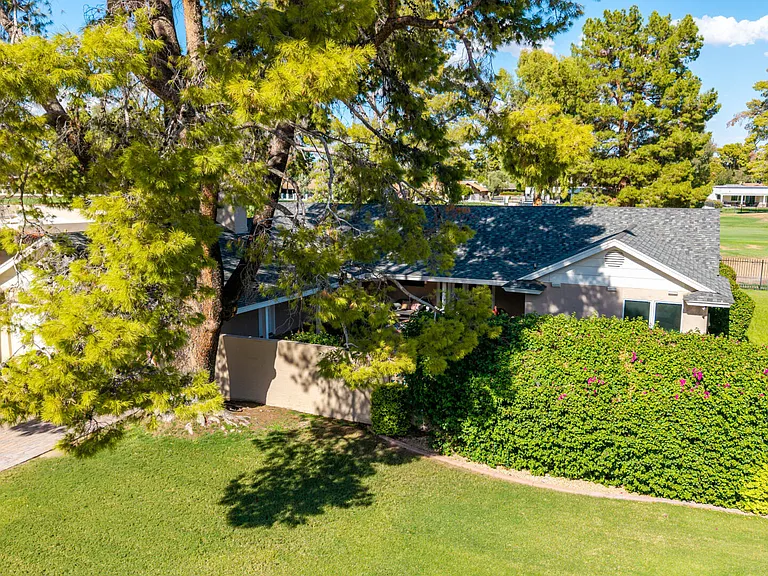 14425 N Coral Gables Dr — Photo 65