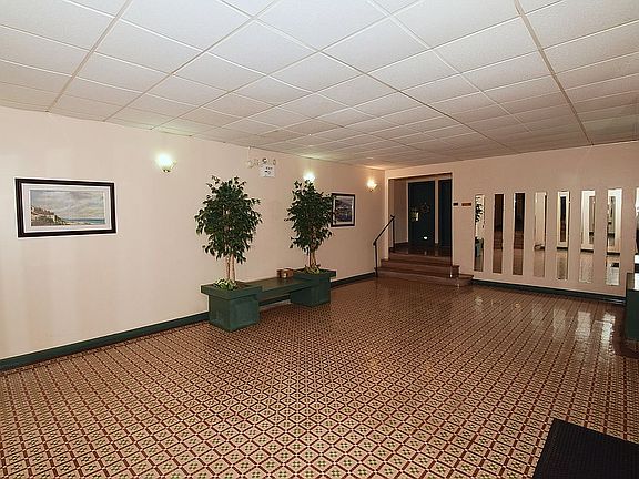 3rd image of 185 Atlantic Ave APT C7