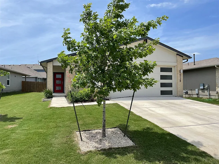 5128 Vanner Path — Photo 3