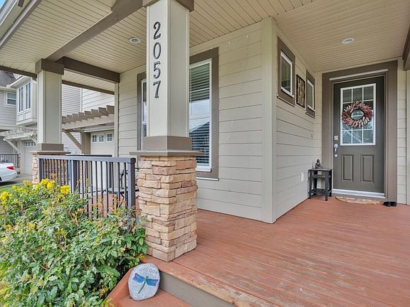 3rd image of 2057 Merlot Blvd