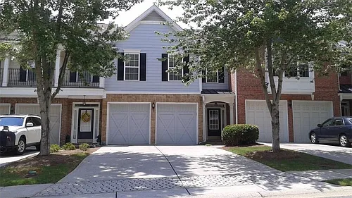 2511 Gadsen Walk Photo 1