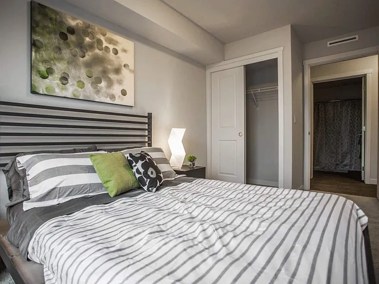 1251 N McEachern Dr — Photo 10