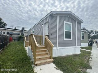 5 Avenue A, Keansburg, NJ 07734