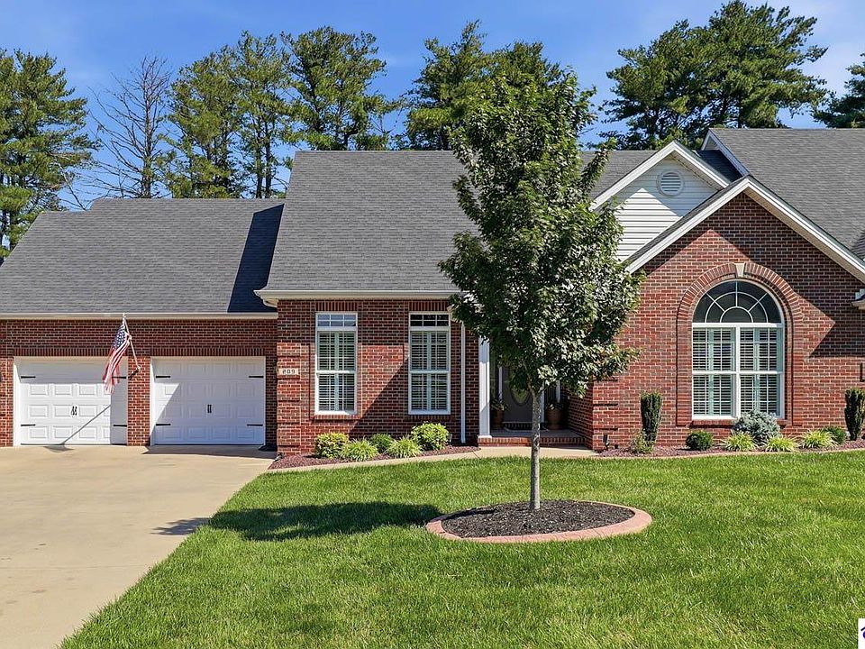 1st image of 209 Fairway Dr