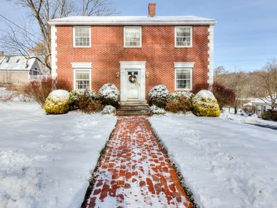 3 Shoreham St, Worcester, MA, 01605