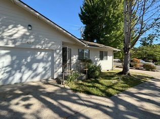 420 Division Ave #420, Drain, OR 97435