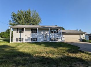700 Baxter Ave, Jerseyville, IL 62052