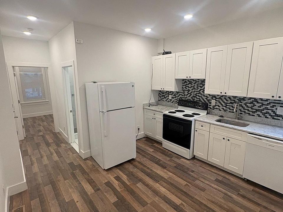 1st image of 4148 Parrish St #1