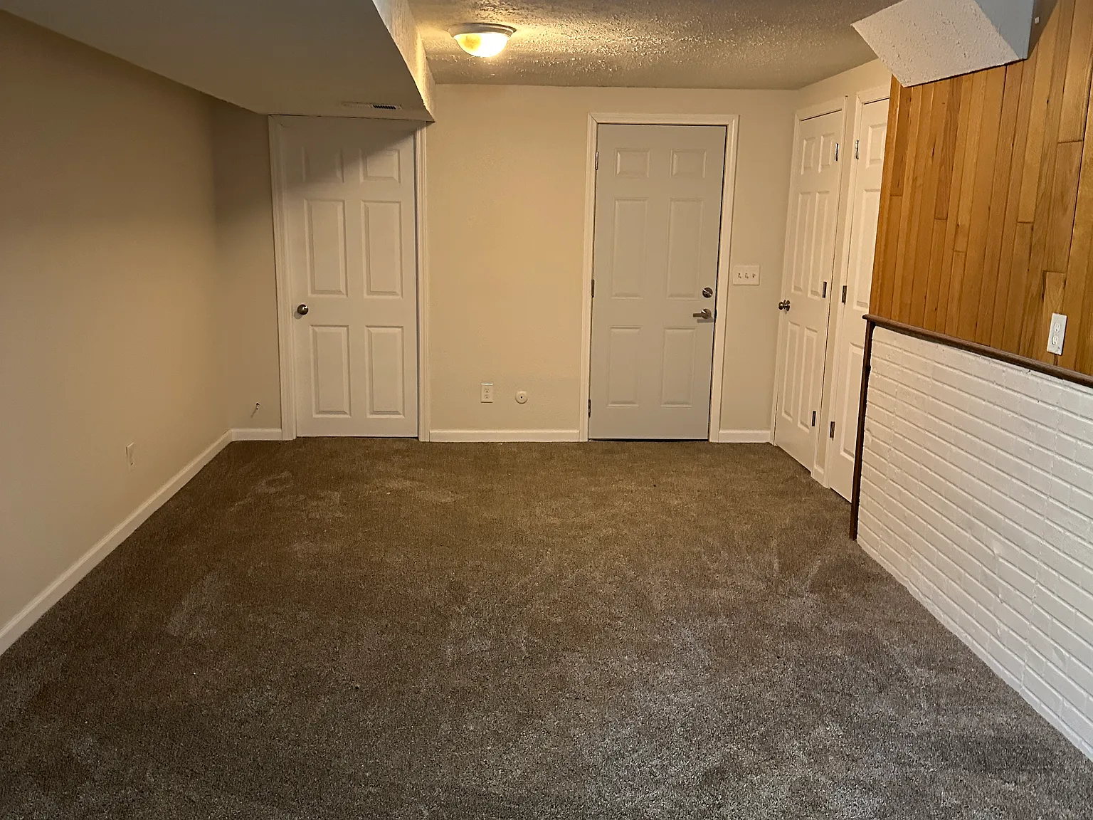 3 bed, 1329 sqft, $2,000 — Photo 4