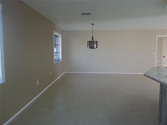 3rd image of 2228 Pineland Dr