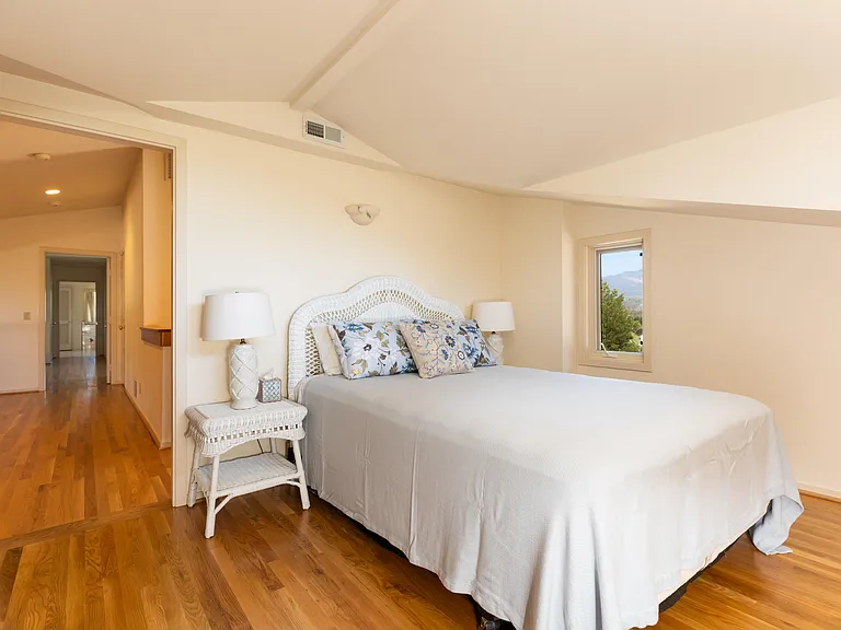 375 Las Palmas Dr — Photo 18