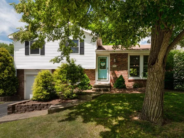 3210 Delburn Ave, Dublin, OH 43017