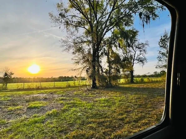  SW 73rd Ter, Bell, FL 32619