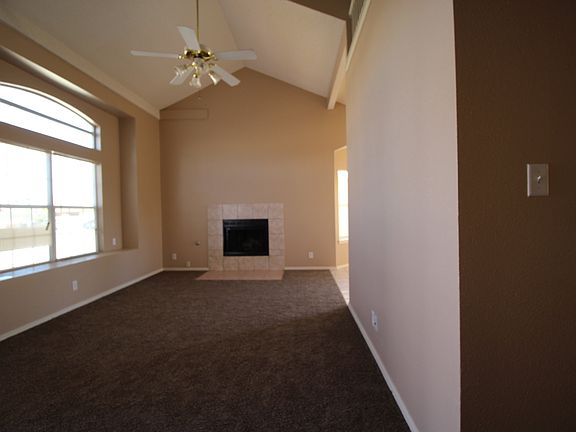 3rd image of 3606 Dominican St