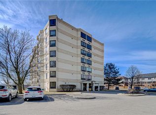 688 Preston Pkwy #702, Cambridge, ON N3H 5K6