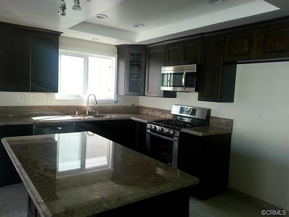 3rd image of 207 David Dr